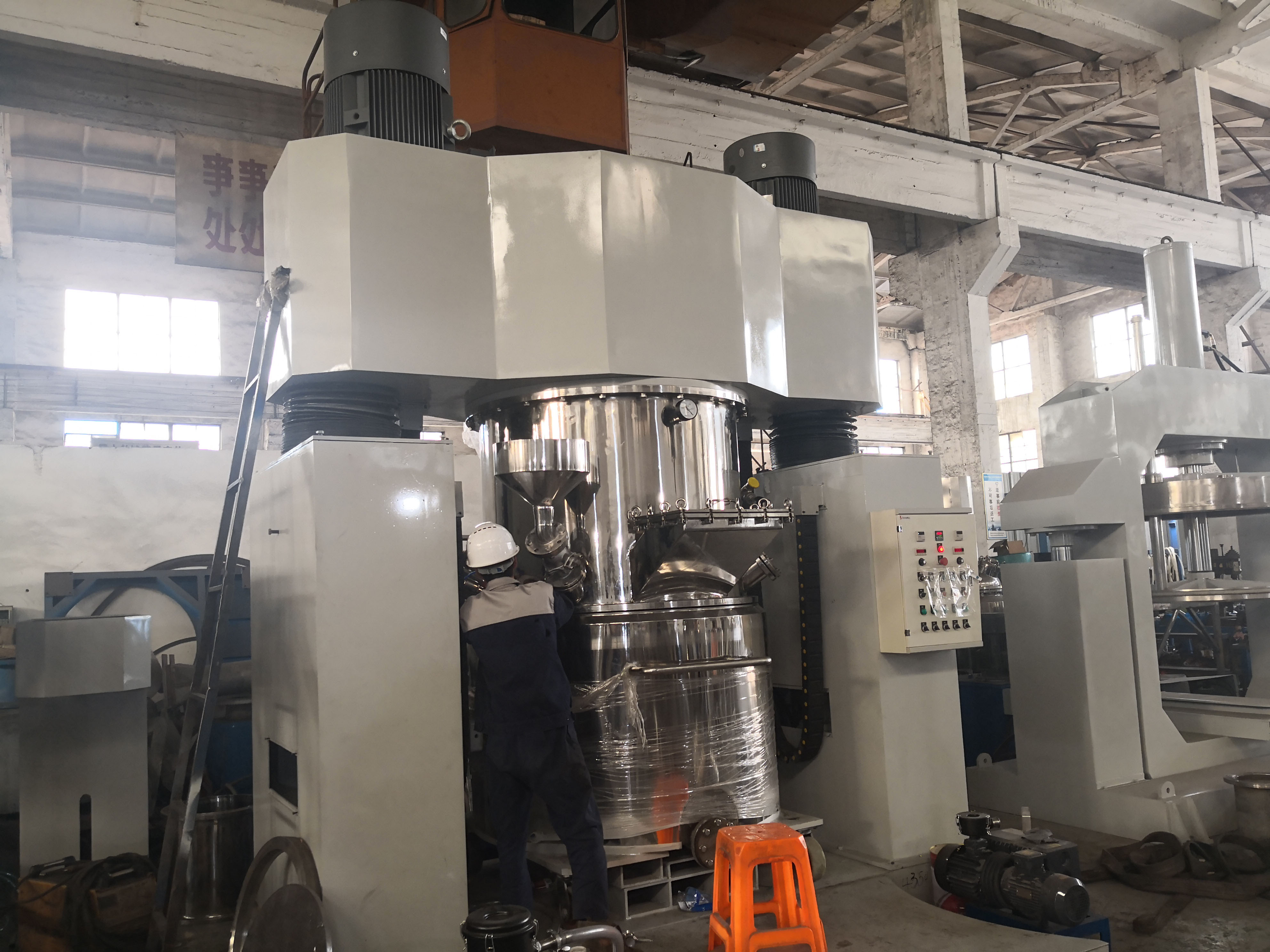 Planetary mixer